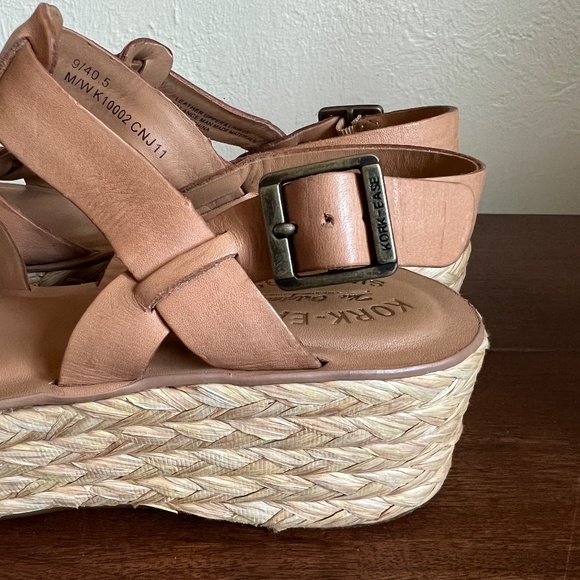 Kork-Ease Ande Nude / Tan Wedge Leather Sandals - women's US size 9 EU size 40.5 - Picture 5 of 6